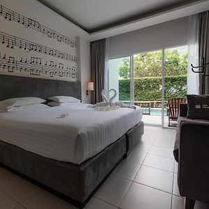 Deluxe Zimmer mit Kingsize-Bett
